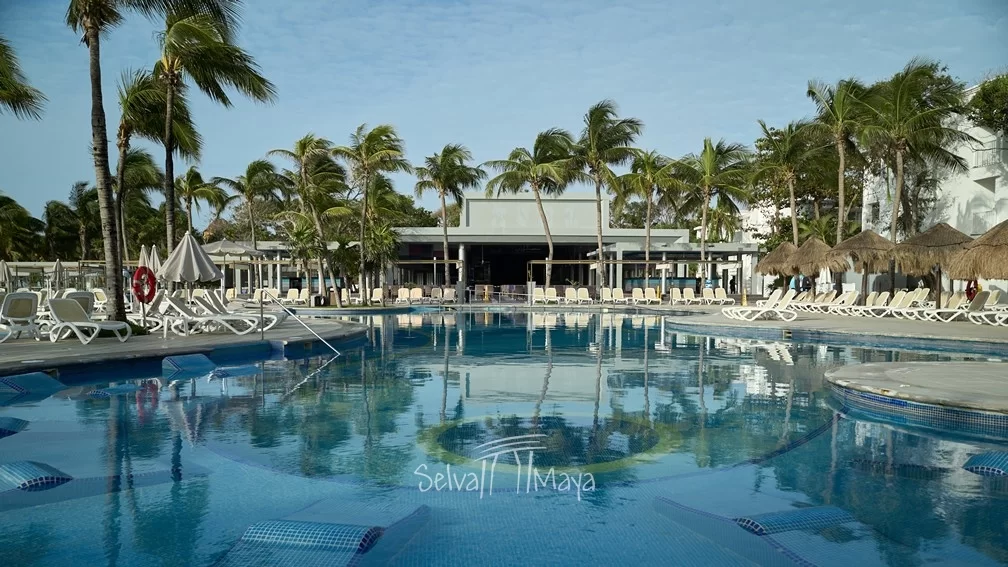 Ultimate Paradise Package